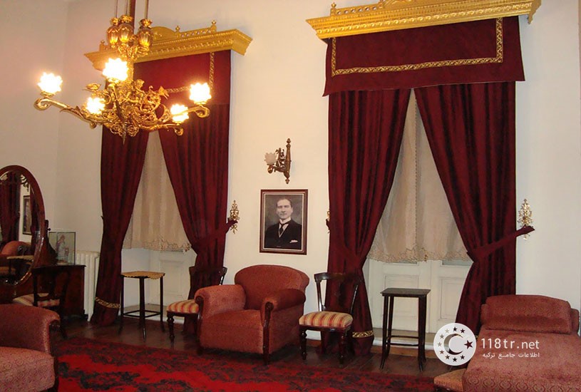 موزه آتاتورک ازمیر ۲۰۲۶: تاریخچه، تعطیلی موقت و راهنمای کامل بازدید 4 حیاط و نمای جانبی موزه آتاتورک ازمیر